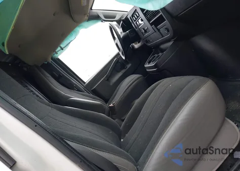 2019 Chevrolet Express 2500 Work Van from USA, damaged, VIN 1GCWGAFG0K1275090